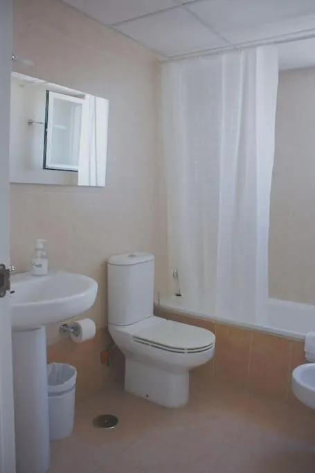 Oasis Apartment 100 Meters From Beach With Private Parking Марбелья